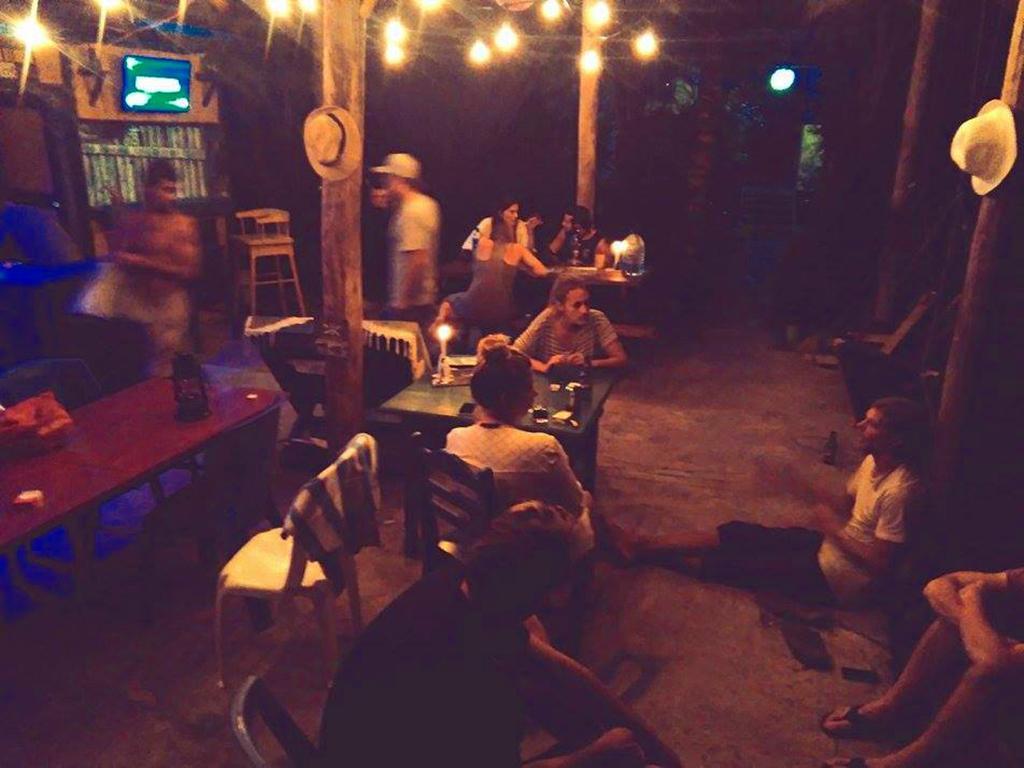 Surf Camp Hotell Bocas del Toro Exteriör bild